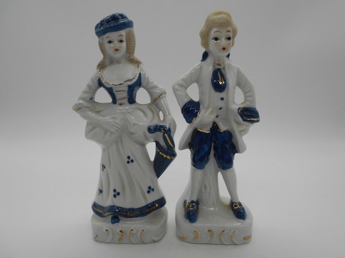 Paire figurine jeune couple - de,