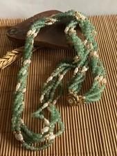COLLIER DE PIERRES VERITABLES