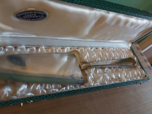 Pelle tarte a gateaux - a,