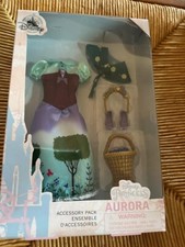 Coffret vêtements poupée et accessoires Princesse Aurore Disney Neuf