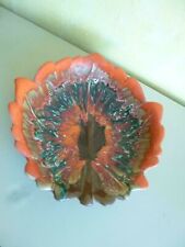 BEAU PLAT OU COUPE A FRUIT ANCIEN VALLAURIS FAT LAVA vintage en forme de feuille