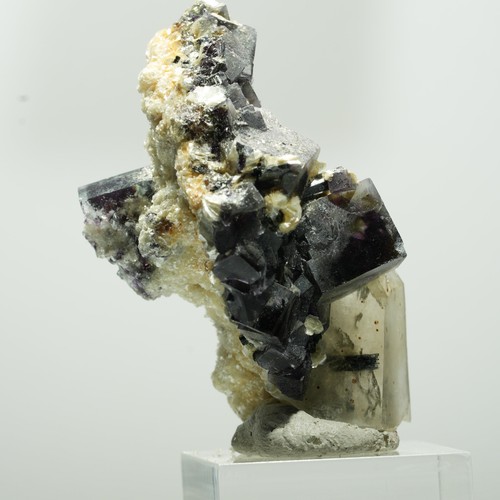 Fluorite fantôme colorée