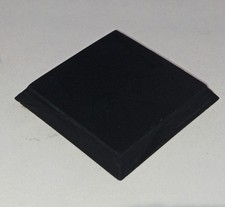 Socles Carré en résine –