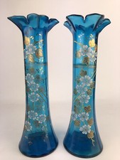 PAIRE DE GRANDS VASES EN VERRE