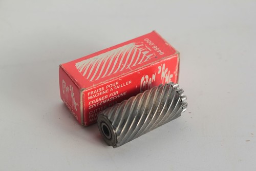 Caran ache fraise - fraise, pour