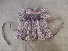 Petite robe à smocks pour