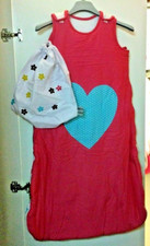 Sélène & Gaïa gigoteuse matelassé sans manche  blanc à coeurs  6-36 ms