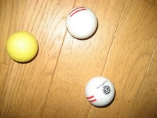 lot de 3 balles  (2 balles marque rivershore top flite super range)