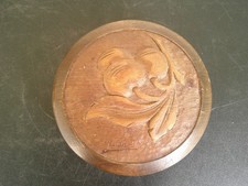 BOITE EN BOIS TOURNE SCULPTE ART NOUVEAU SIGNEE M.L ERARD