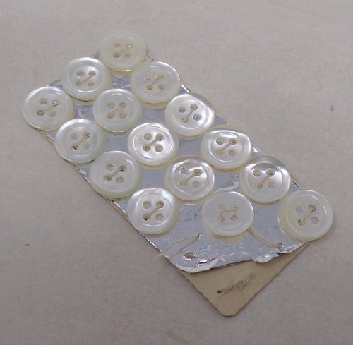 Lot boutons anciens - de,
