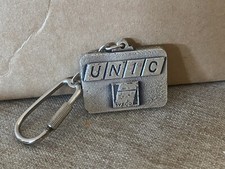 Porte Clé Keychain camions Unic Iveco