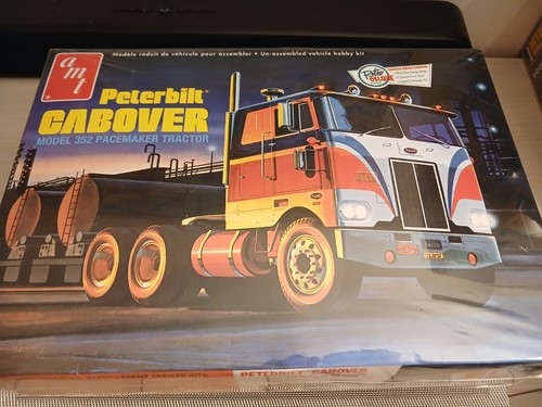 Maquette camion amt peterbilt - camion,