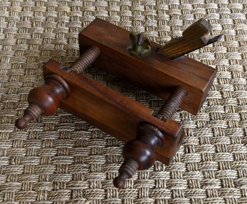 Rabot bouvet brise tiges - rabot,