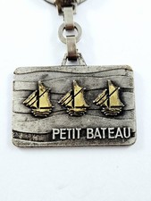 PORTE-CLES - PETIT BATEAU - Mode Vintage, Vêtements - Métal 1960s -