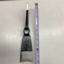 Outil agricole vintage tête de houe pioche extérieure fabriqué par des artisa...