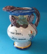 PICHET TROMPEUR A VIN FAIENCE