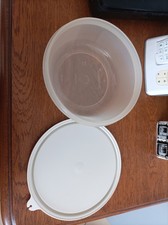 Boîte ronde tupperware - ronde, très