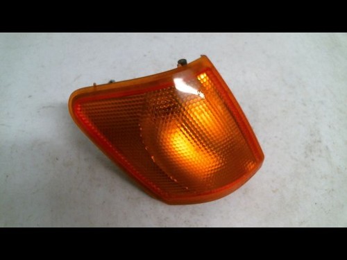 Clignotant avant droit ford - avant,