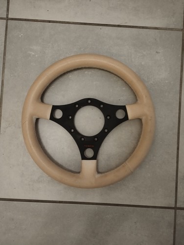 Volant cuir beige formuling