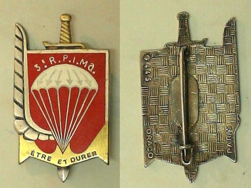 Ancien insigne militaire - insigne,