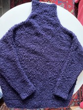 PULL KIMONO  EN LAINE BOUCLÉE VIOLET FONÇÉ ( MODÈLE "LA DROGUERIE " PARIS )