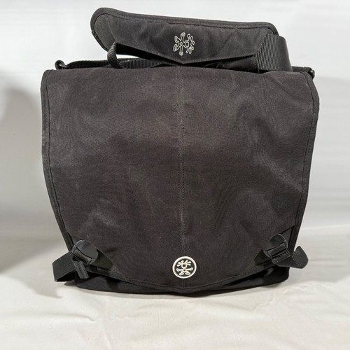 Crumpler eight million - crumpler,