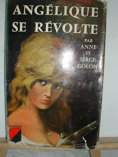 Livre angelique se revolte - -,