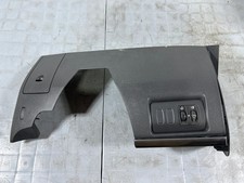 Cache sous  volant  - RENAULT