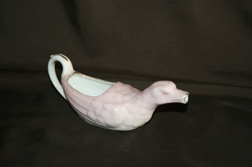 Canard malade ancien - canard,
