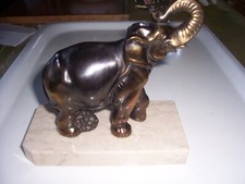 JOLI ELEPHANT ANCIEN EN REGUL