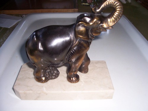 Joli elephant ancien - en, regul