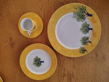 service porcelaine Guy