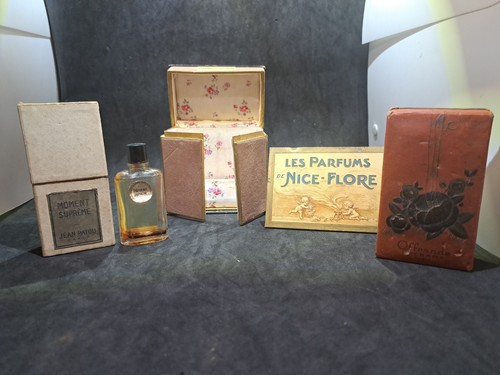 Lot parfums anciens - parfums, boites