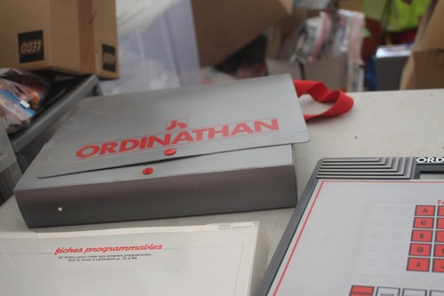 Ordinathan avec valise - hs,