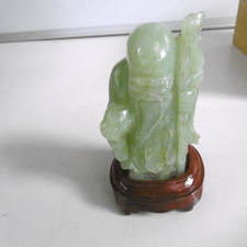 sculpture sage chinois en jade ou jadeite