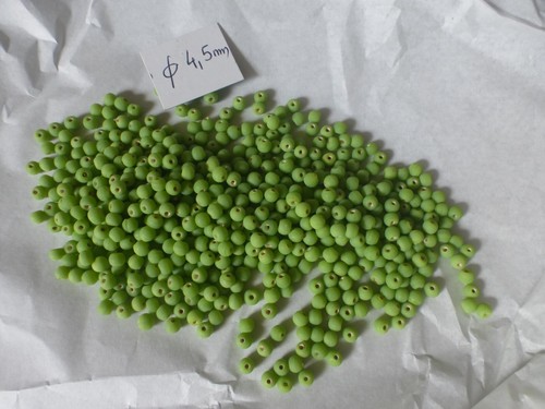Lot 600 perle - 600,