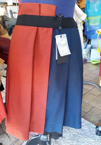 Jupe cop copine taille neuf - copine,