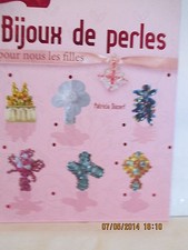 LIVRE  -  Bijoux De Perles