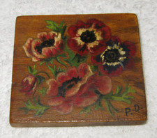 Broche vintage en bois peint à la main fleurs (a)
