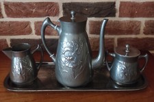 Art Nouveau Jugendstill  service a thé  4 pces  Kayserzinn  decor iris et pavot