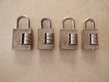 Lot de 4 Cadenas SOS Anciens à 3 Molettes  Codes Inconnus