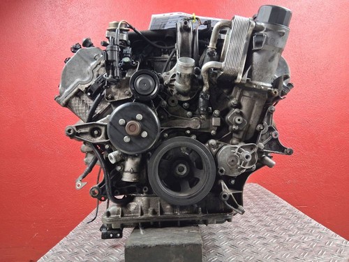 Moteur sans pièces - , (essence)