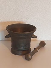 Ancien Mortier Avec Pilon En