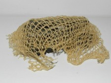 DINKY FILET DE CAMOUFLAGE pour véhicule militaire saharien sable des années 60 .