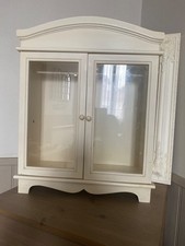 Ancienne armoire de poupée