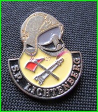 Pin's Thème POMPIERS -