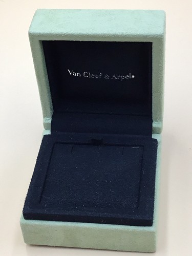 Van cleef arpels box boite - &, :