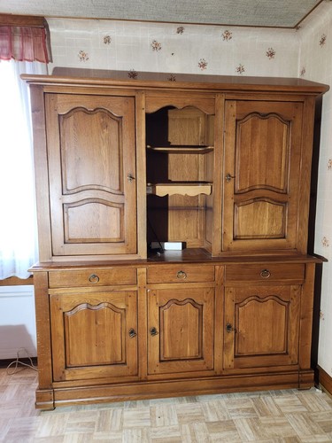 Vend grand buffet vaisselier