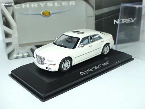 Chrysler 300 hemi - 300,