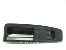 Interrupteur de leve vitre avant gauche VOLKSWAGEN POLO 4 PHASE 1